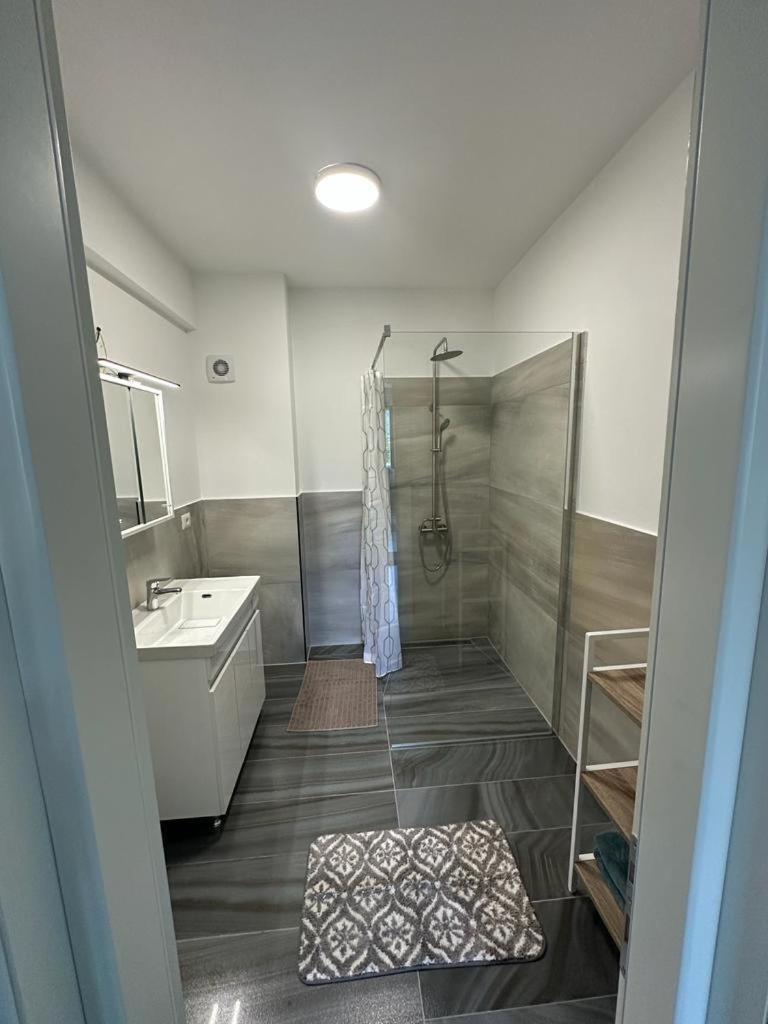 - Housing21 Appartement *